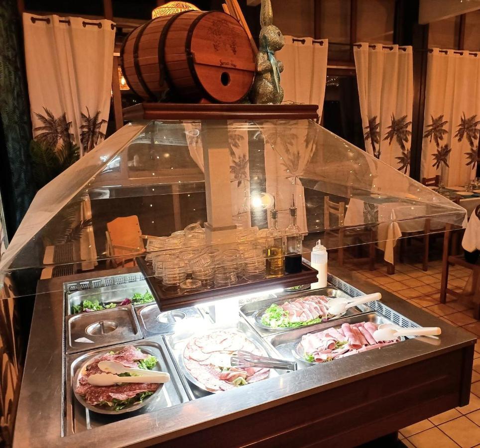 Kamea Club La Gironie Hotel Turenne Kültér fotó